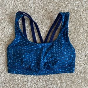 Lululemon Free to Be Sports Bra